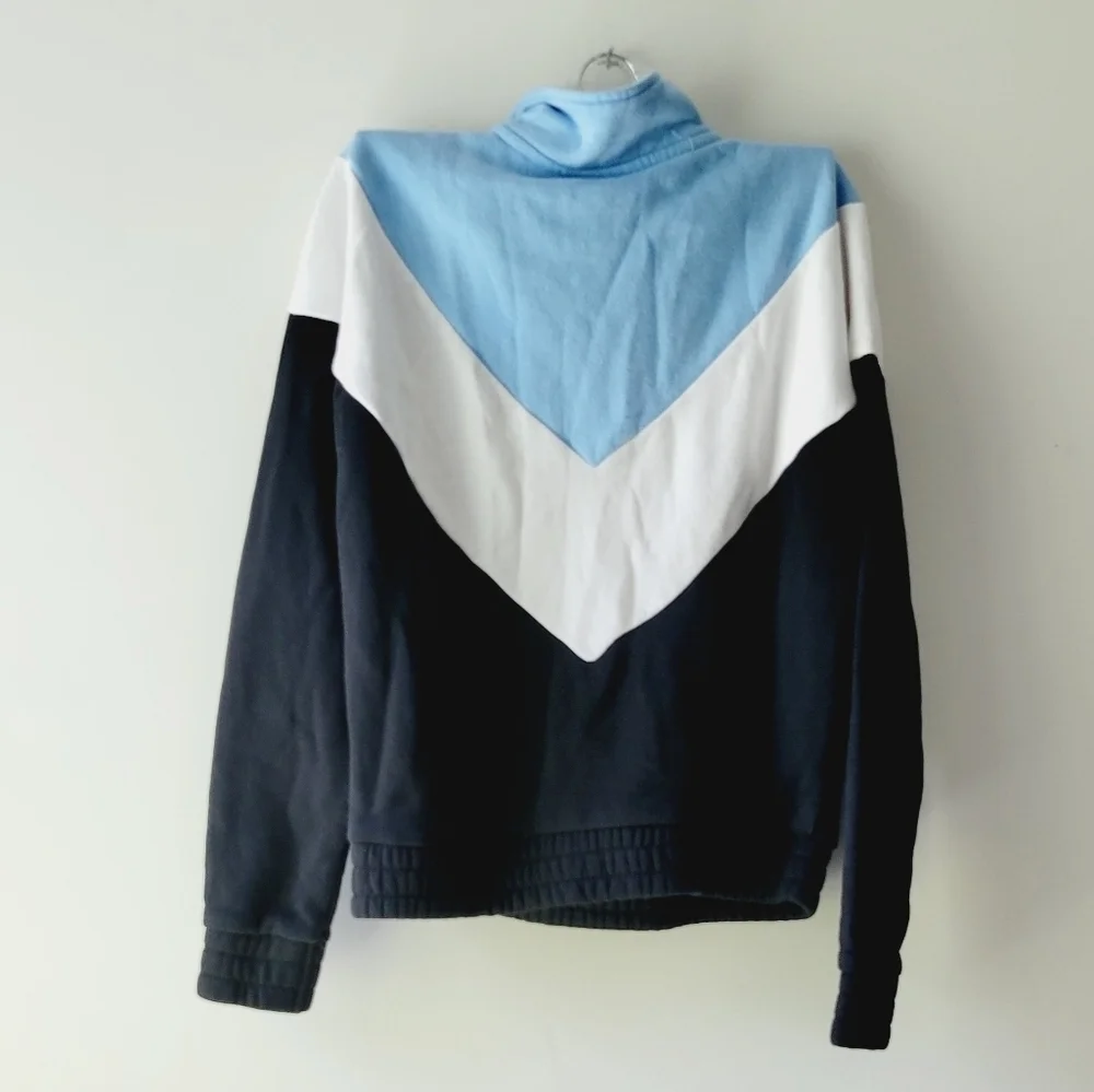 Fila athletic pull over sweater‎ colors blue white and black size S
